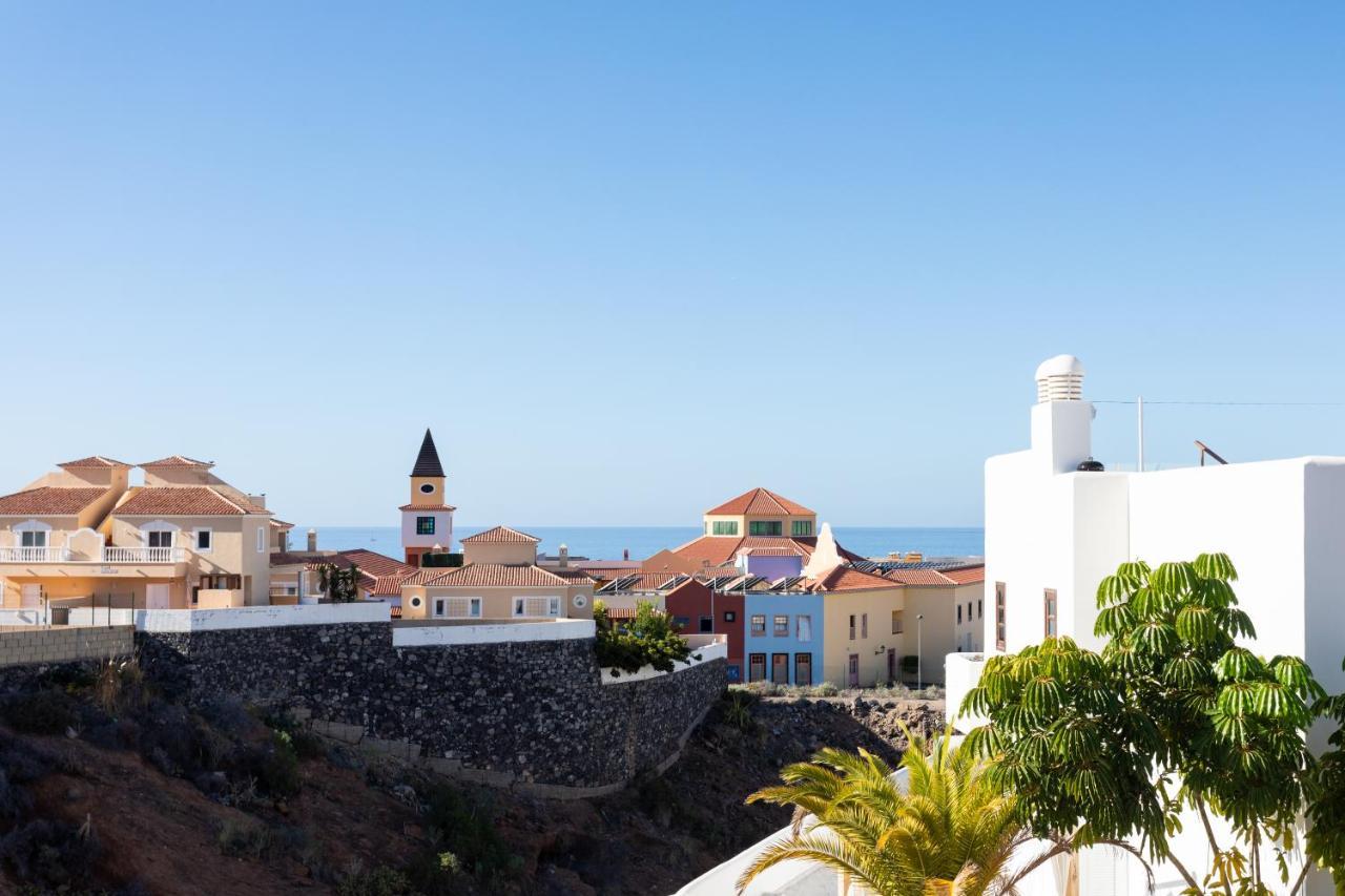 The Paradise Suites By Anne, Charm Apartment In Adeje Costa Adeje  Bagian luar foto