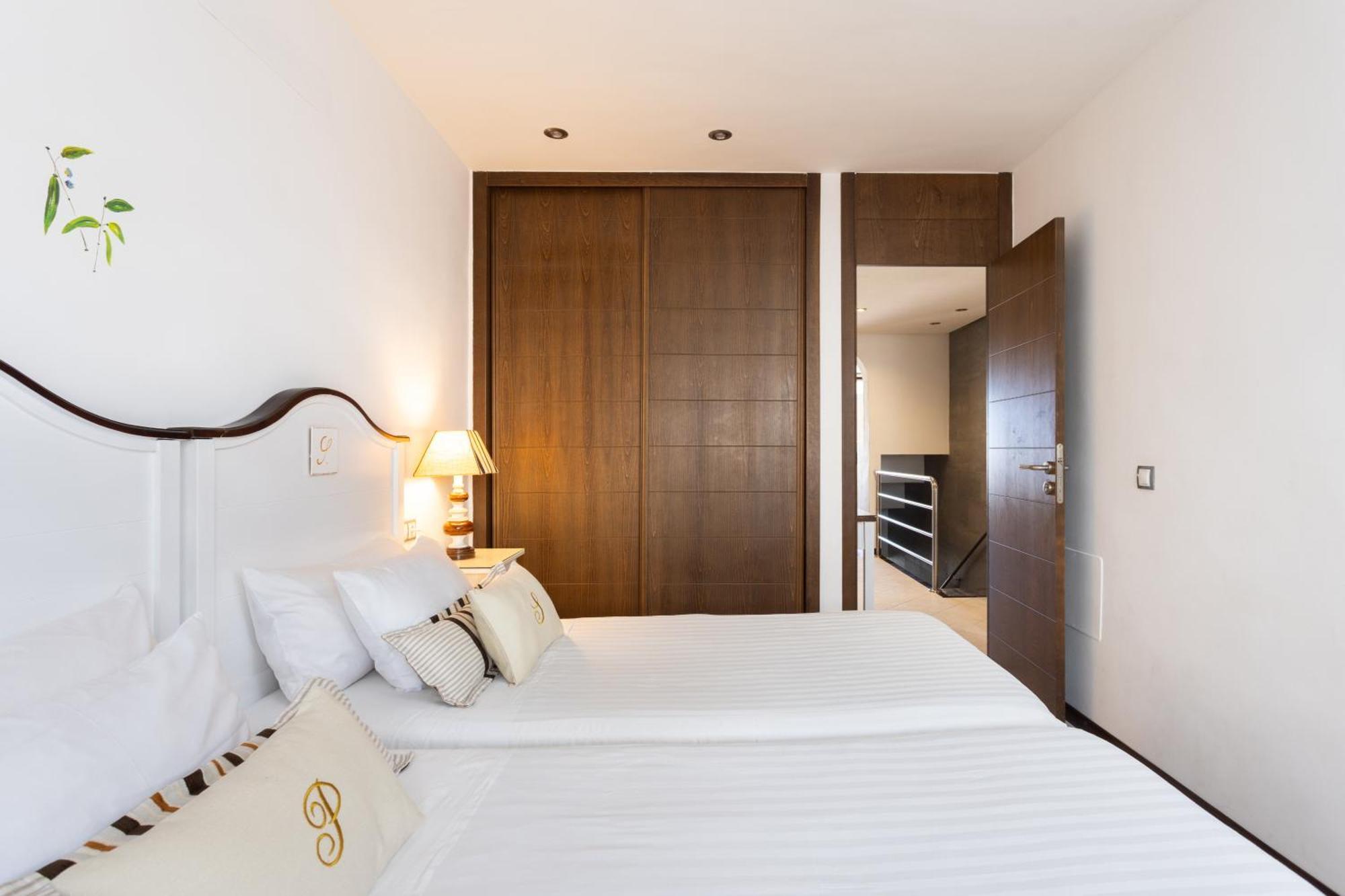 The Paradise Suites By Anne, Charm Apartment In Adeje Costa Adeje  Bagian luar foto